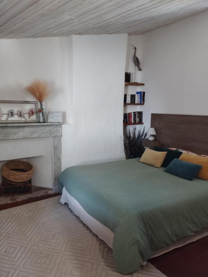 Bed and Breakfast Chez Les Filles Dions Exterior foto